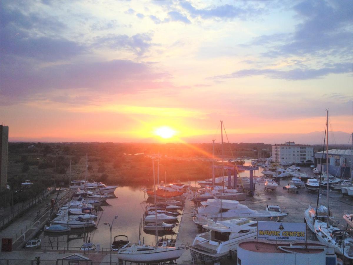 Holidays Penthouse Vues Panoramiques Sur Le Port Naval,Un Sejour Elegant Assure " Wifi Parquing Gratuit Ρόζες Εξωτερικό φωτογραφία